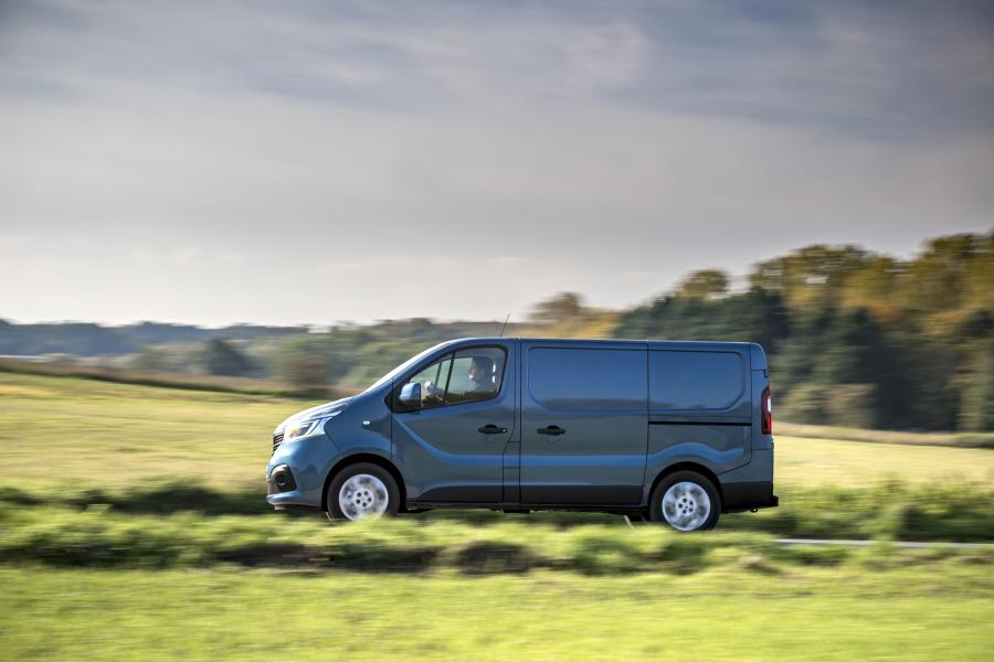  Renault Trafic Van (X82) 2019 года  (UK) (фото 2 из 42)